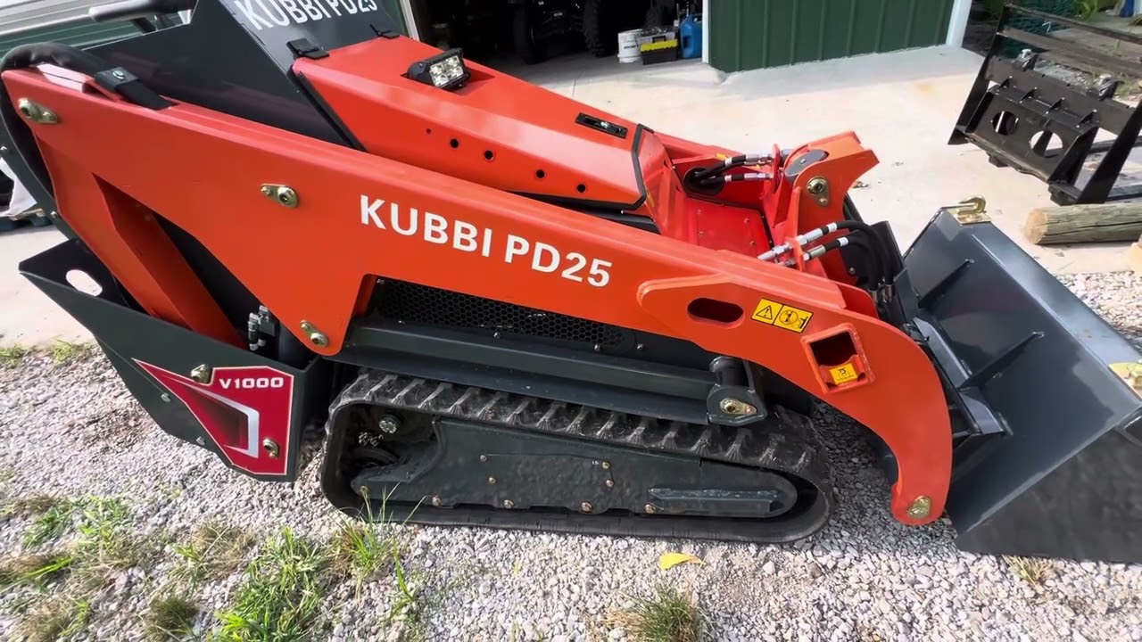 NEW V1000 CHINESE MINI SKID STEER/LOADER (GREAT FOR EVERYONE )