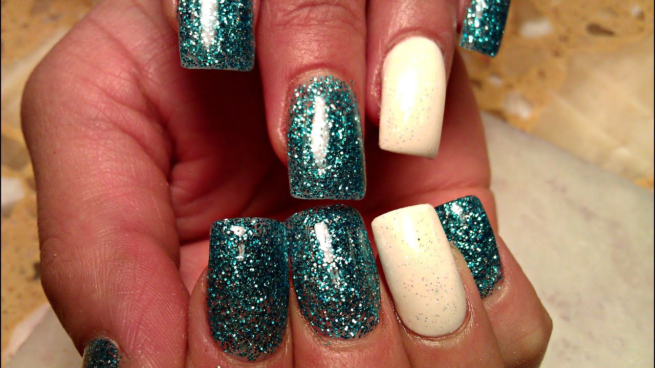 HOW TO WHITE & BLUE COLORED ACRYLIC POWDER NAILS