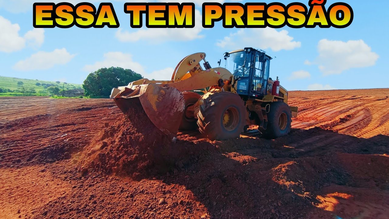 FAZENDO CURVA BASE LARGA CATERPILLAR 938k