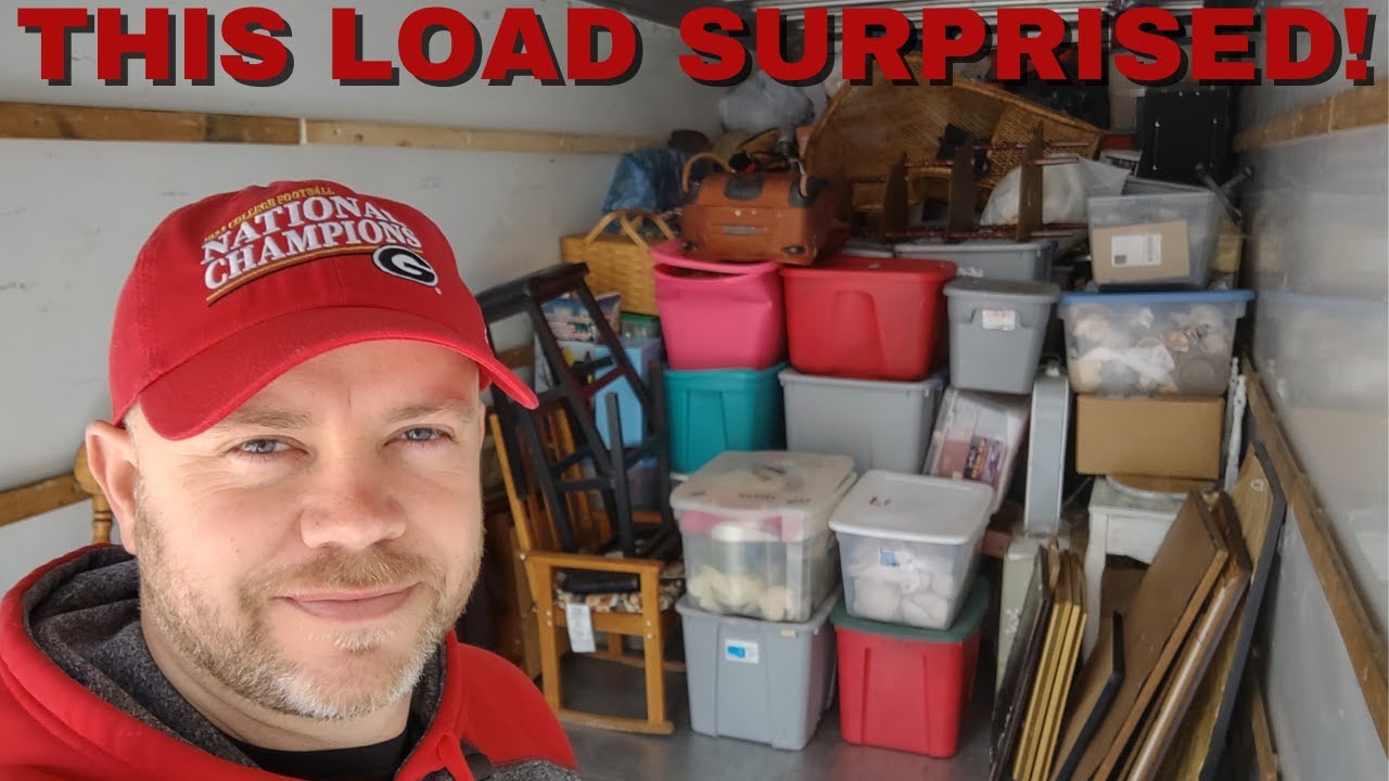 Big Storage Unit Turned Out Better Than I Thought. Good Stuff In The Boxes!