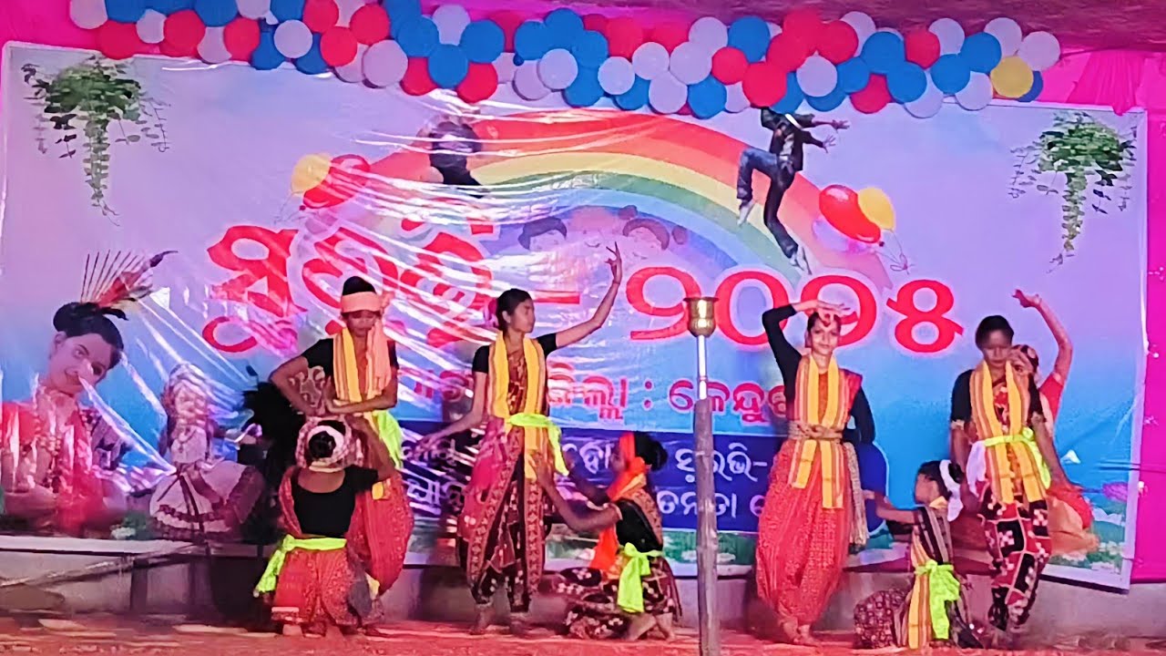 Tribal folk dance Odisha💥 performance..#Dramatic dance#schooldanceperformance 