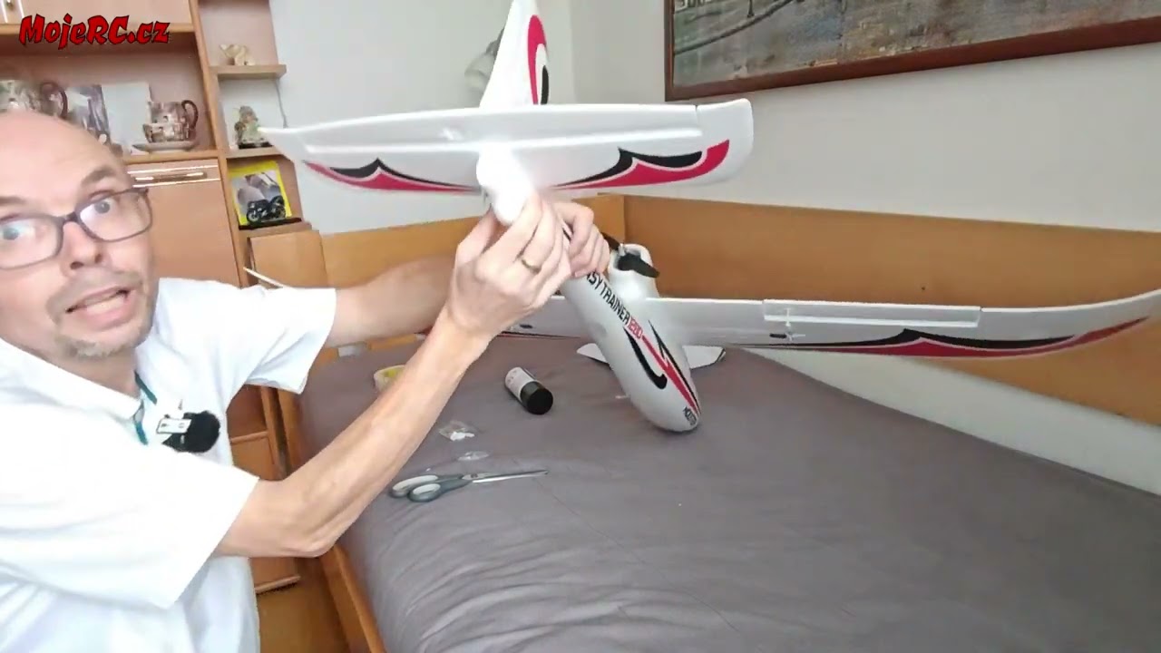 Sestavení a příprava. RC letadla- MODSTER Easy Trainer 1280 V2 RTF.