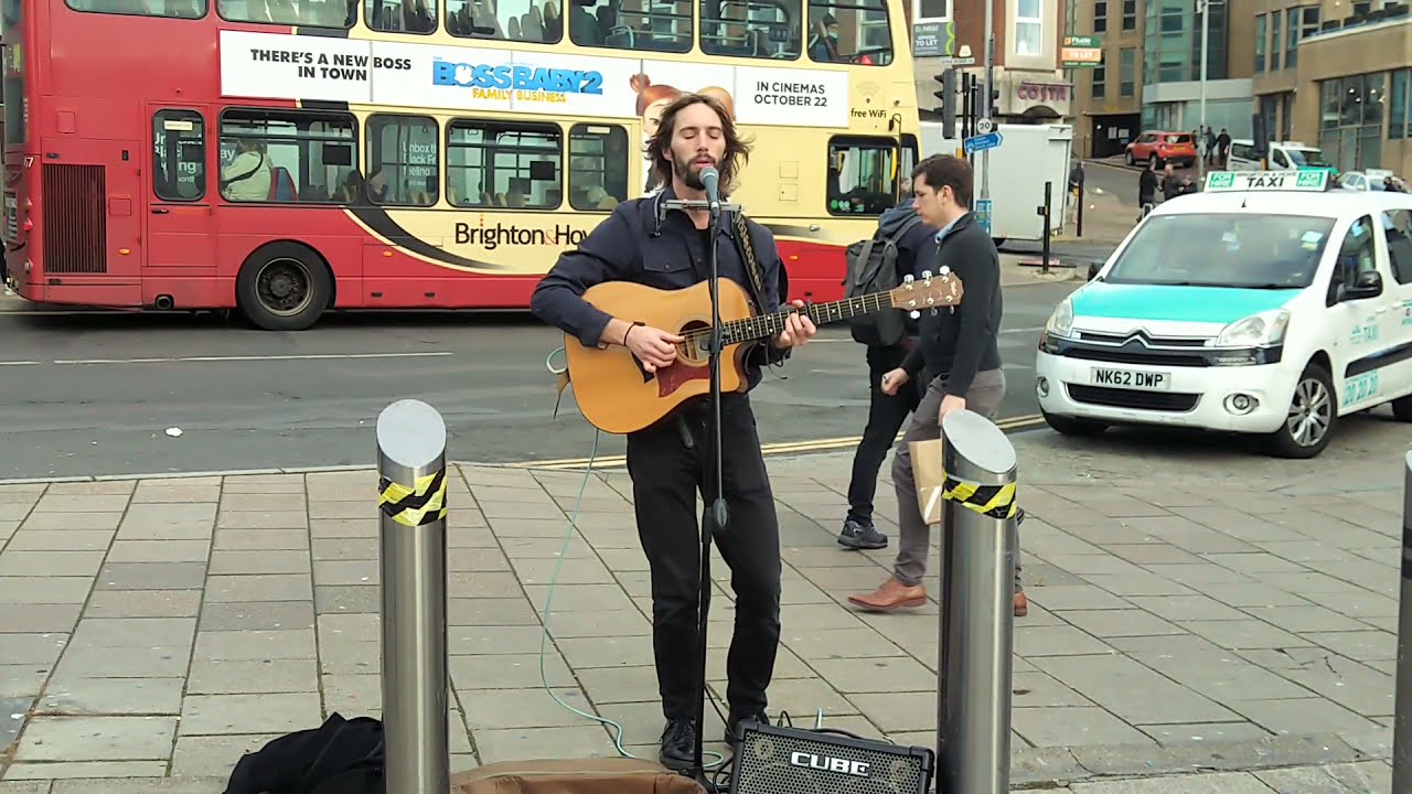 Gorran Kendall (The Big Push) Busking Solo - Brighton