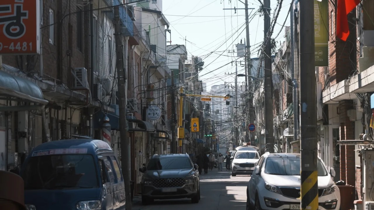 오래된 골목 – 제기동, 정릉천을 따라 이어진 골목 | Old Alleys of Seoul – Jegi-dong, Alleys Along a Quiet Stream