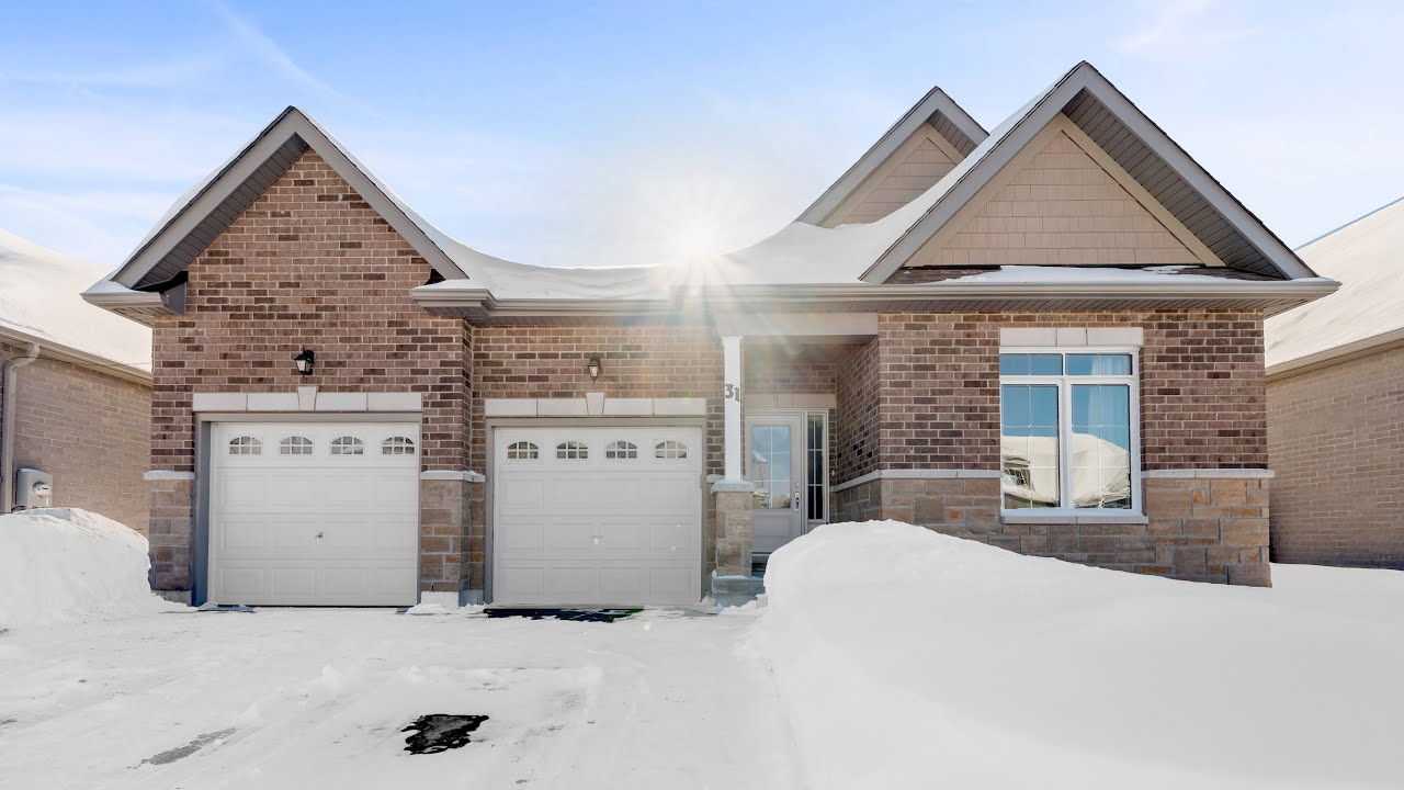 31 Hillcroft Wy, Kawartha Lakes, ON K0M 1A0