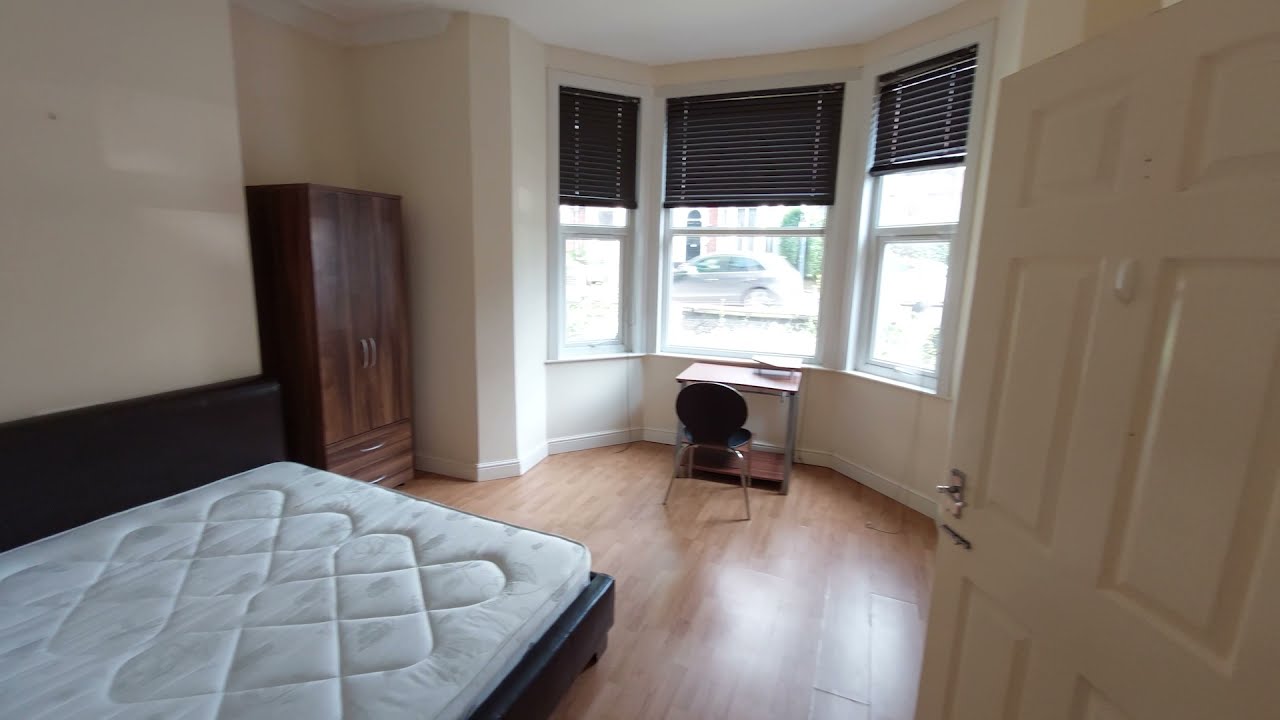 Uttoxeter New Road - DP3200