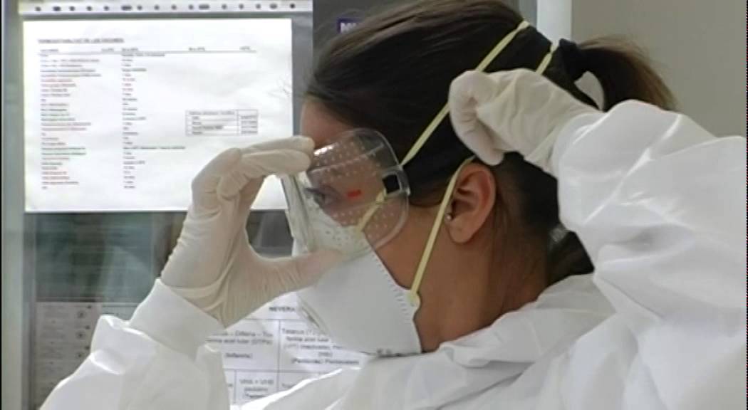 L'ús d'equips de protecció individual per a l’atenció de pacients amb sospita d'Ebola