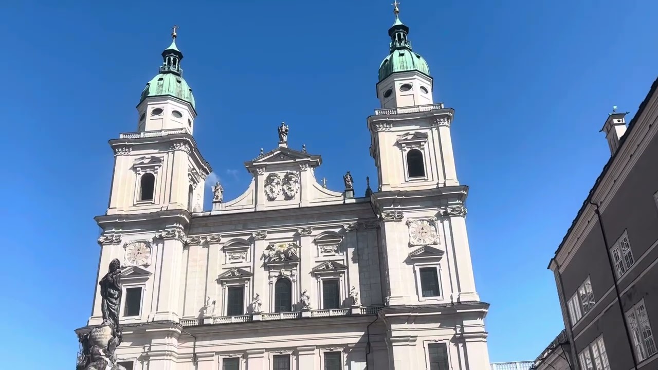 Salzburger Dom Sonntagseinläuten￼ 1-5