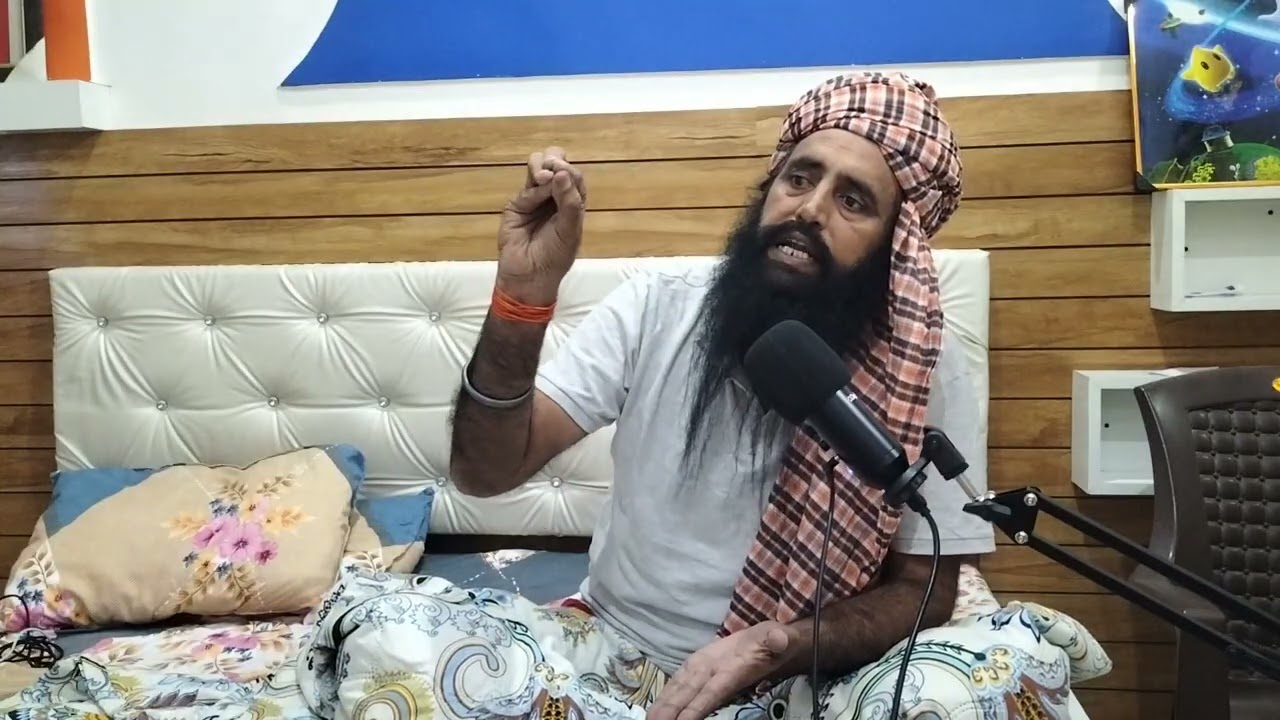 ਬਾਬੇ ਦੇ ਢਾਬੇ ਤੇ ਪਹੁੰਚ ਗਏ ਸੋਲਰ ਦਾ ਕੰਮ ਕਰਨ ਵਾਲੇ ਪੰਜਾਬੀ ਤੇ ਹਿੰਦੀ ਭਾਸ਼ਾ ਵਿੱਚ ਪਾਇਆ ਹਾਸਾ 