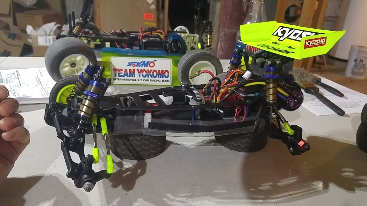 Vintage Kyosho Triumph runner overview/setup