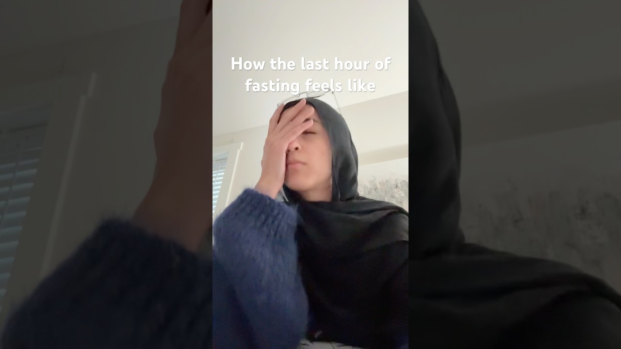 It&rsquo;s so harddd #hijabi #relatable #ramadan #fasting #ramadanvibes #xyzbca #muslimah #real