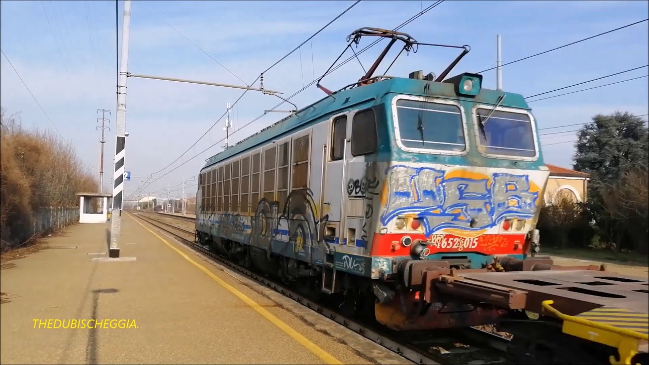 LO SPETTACOLO DEI TRENI MERCI IN TRANSITO A PONTECURONE. (AL) SAB. 8 - 2 - 2020.