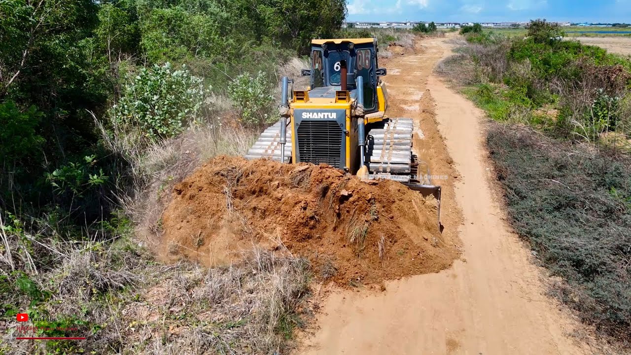 SMART ACTIVITIES!!! Dozer Plows Slope Hard Cutting On Road With Smart Skills Technical BUllDozer