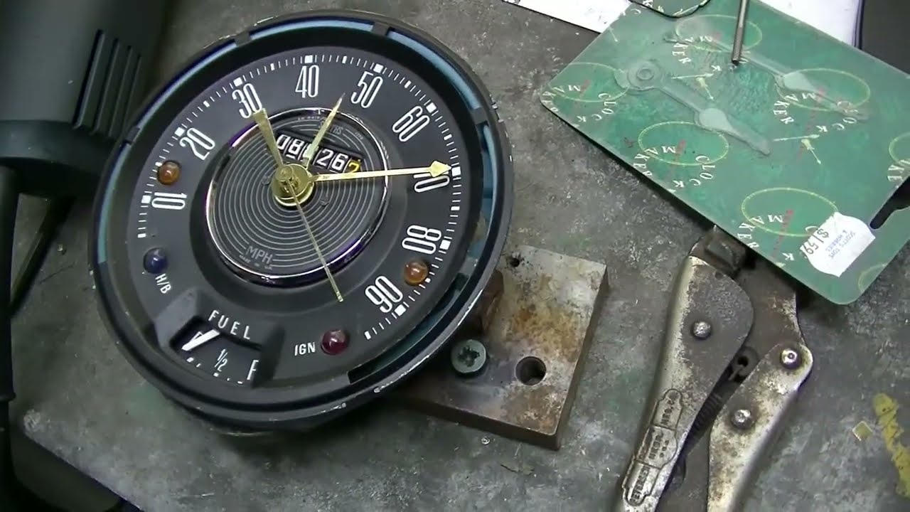Making a clock out of a 66 Morris Minor speedo