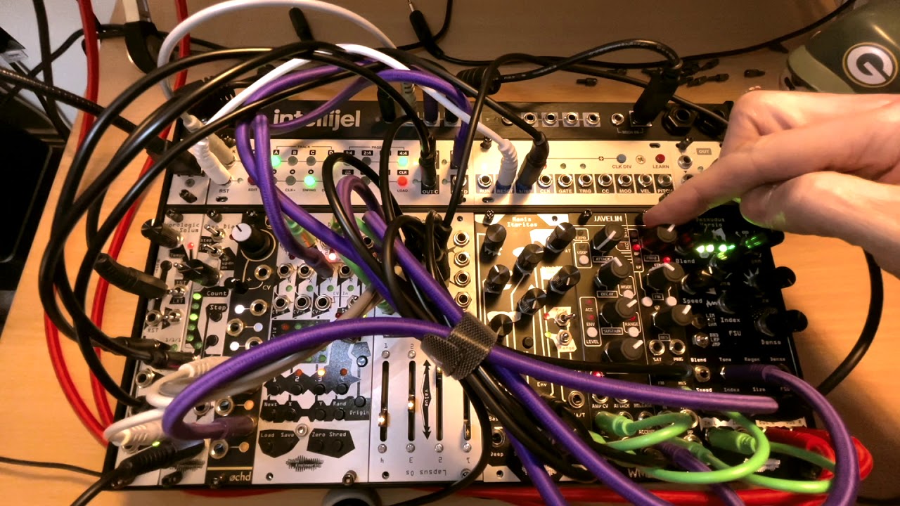 Clep Diaz & Ochd take on Manis Iteritas!