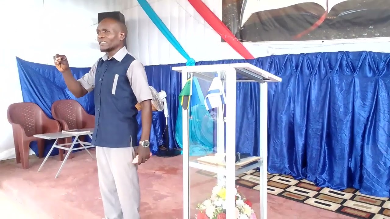 Mtoto wa kwanza niwa agano,