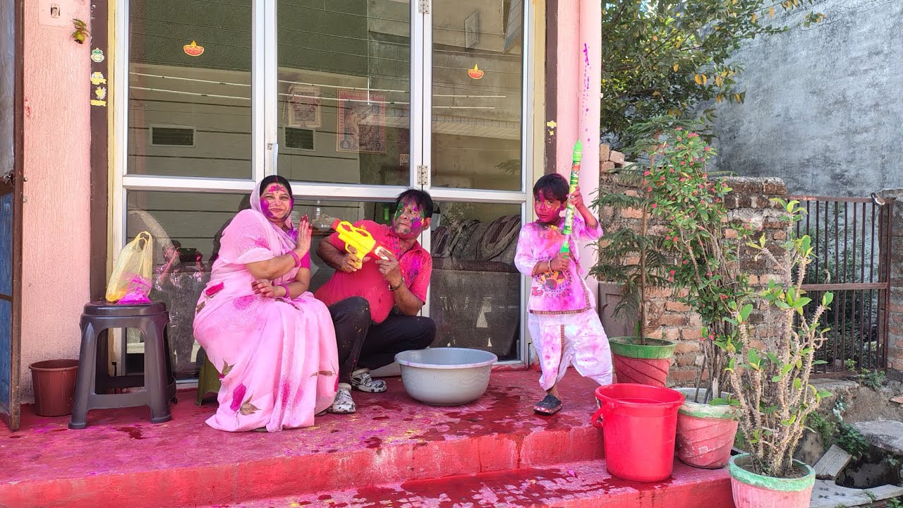 Happy holi 🫟🫟 nannu ki water ki Holi 🫟#viral #video #holi #family 
