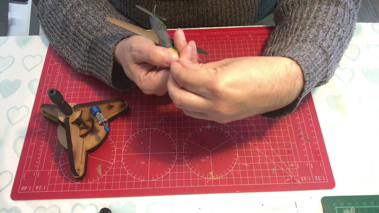 Focus on tools - small aircraft building jig