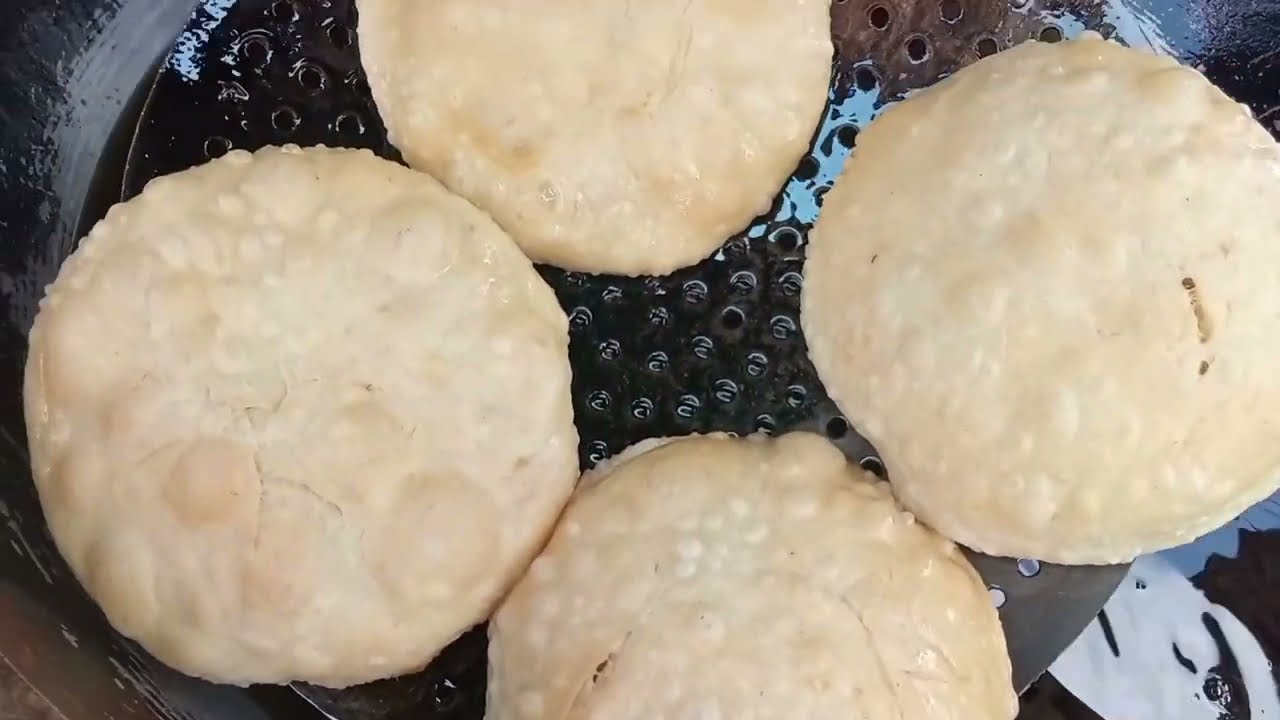 আলো পুরি রেসিপিহোটেলের মতো করে বানিয়ে নিন বাড়িত