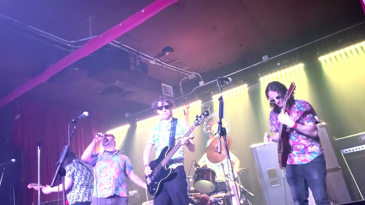 The Super Gimmes @ Arlenes Grocery  // 01 - Cabaret