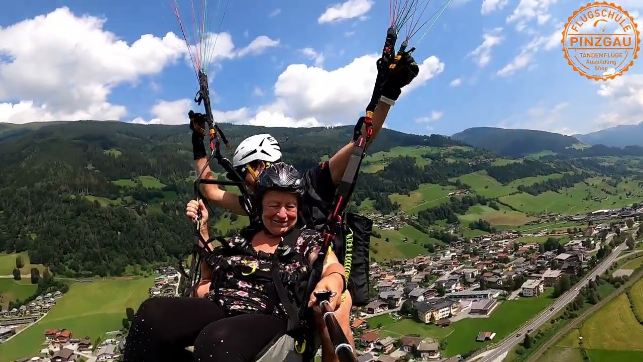 Gleitschirm Tandemflug - Tr&auml;ume erf&uuml;llen