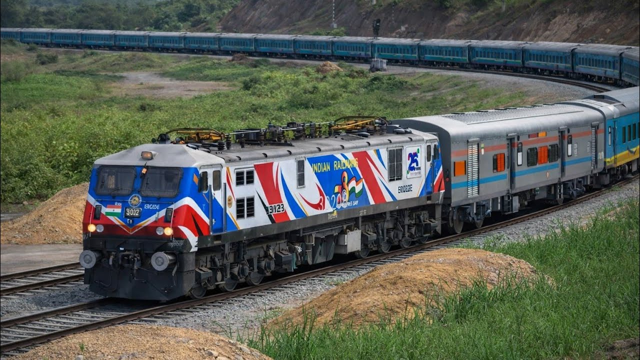 Hamsafar Express Arrival On Chunar Railways Station | ECR Route | Eastern Central Railways 