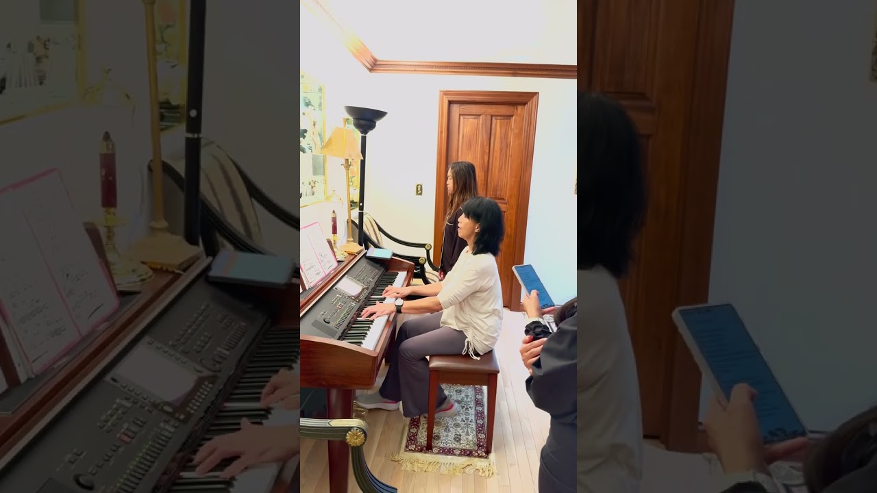 First practice of Clarissa and Yvette, singing Ave Maria by Schubert.