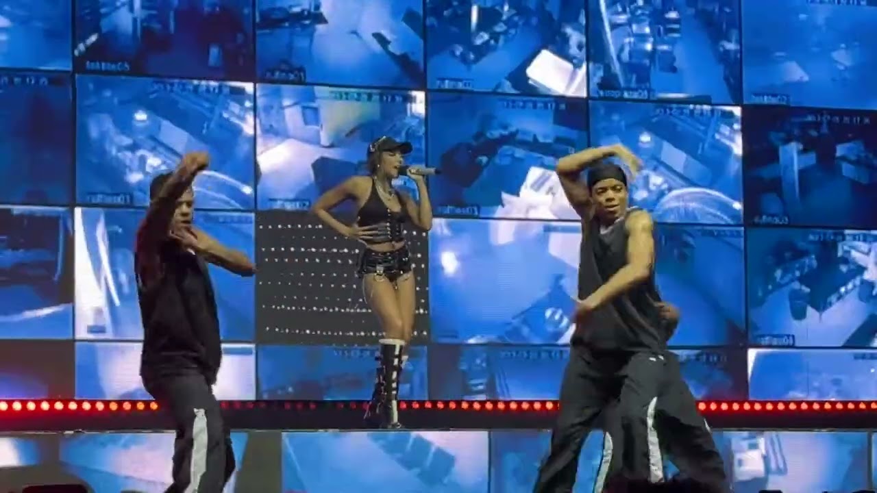 Tinashe - X live at Tivolivredenburg Utrecht 2025
