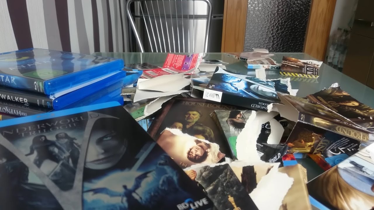 Избавляемся от Blu-Ray слипов - чехлов, впечатлительным не смотреть ! )) ( Blu-Ray Slipbox destroy )
