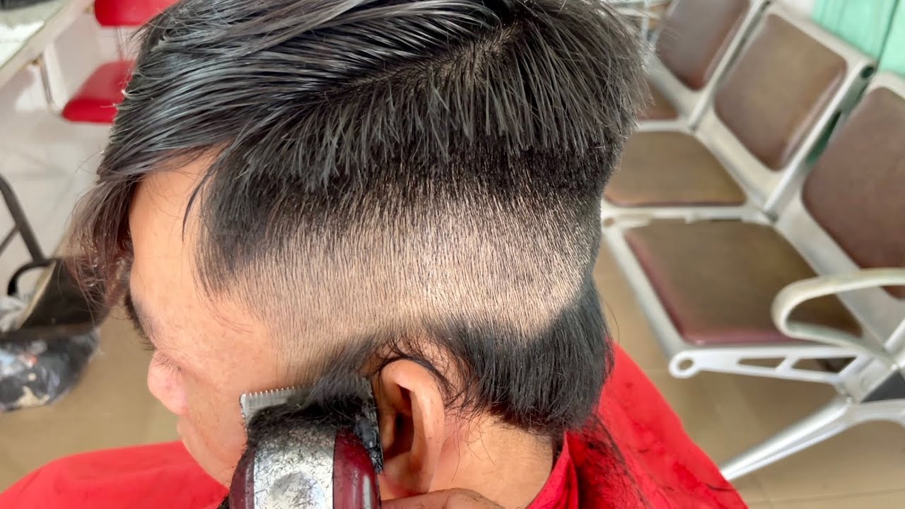Hớt Tóc Trắng Chân, Mái Ngắn So Le Bung .Xu Hướng Mùa Hè Mát Mẻ. VULEE |  Crop Top Skin Fade.