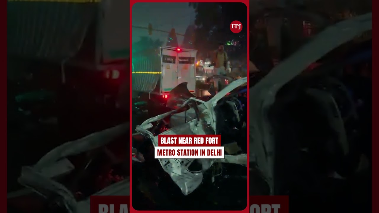 Explosion Near Red Fort Metro Station: Multiple Vehicles Caught Fire in Delhi