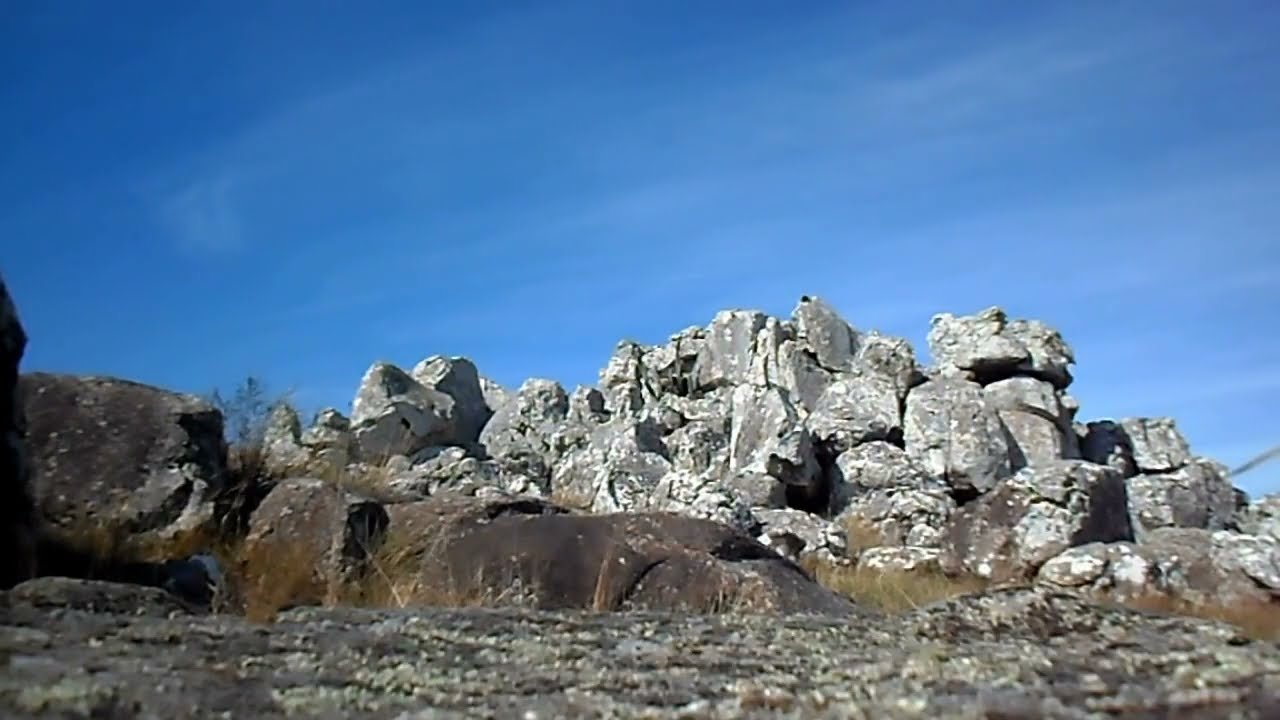 EN LA CIMA DEL CERRO DE LA MACANA, DEP. DE FLORIDA - La Macana 