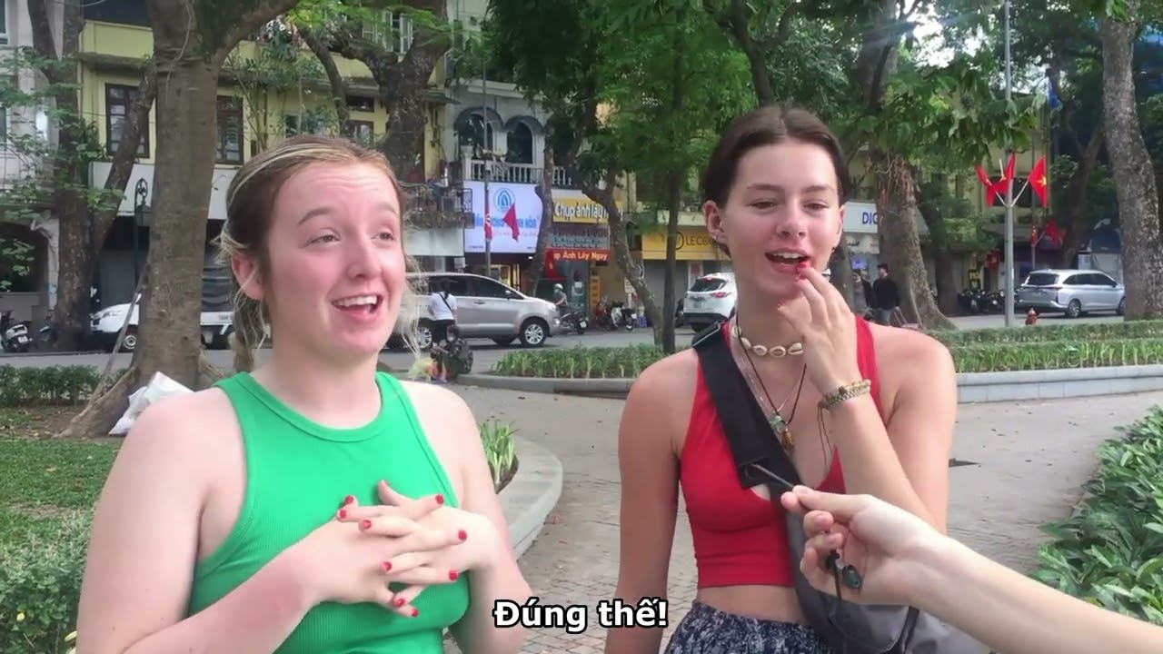 Phỏng vấn Tây |Trải nghiệm văn hóa Việt Nam của du khách nước ngoài-CULTURE SHOCK #phongvấnđườngphố