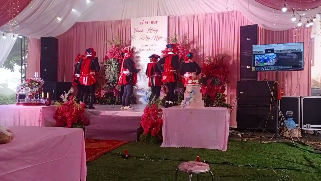 Hello mọi người lại là e