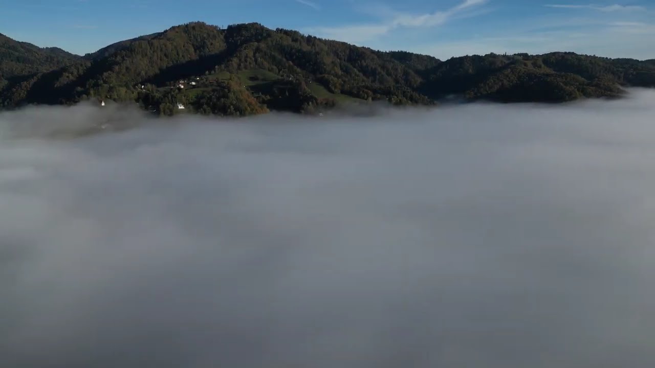Flying through the fog (Drava valley)-NE Slovenia (22.10.2025)