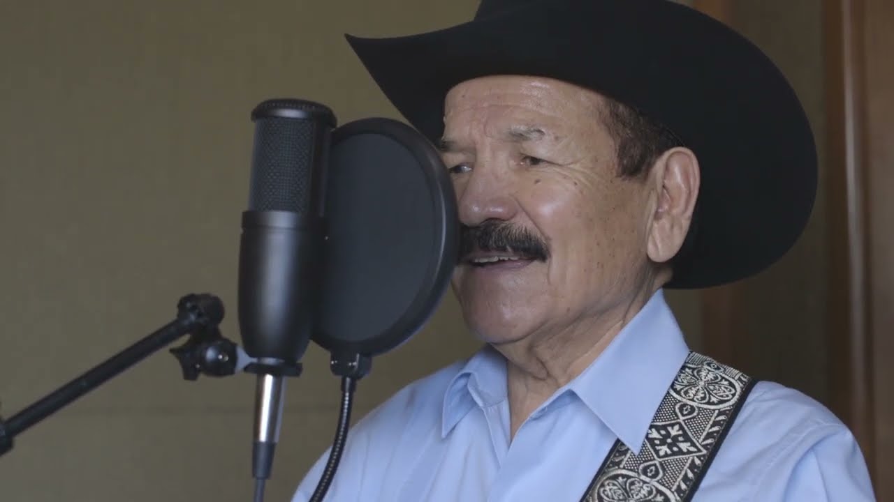 Me Refiero a Ti - Los Invasores de Nuevo León ft Don Chayo 