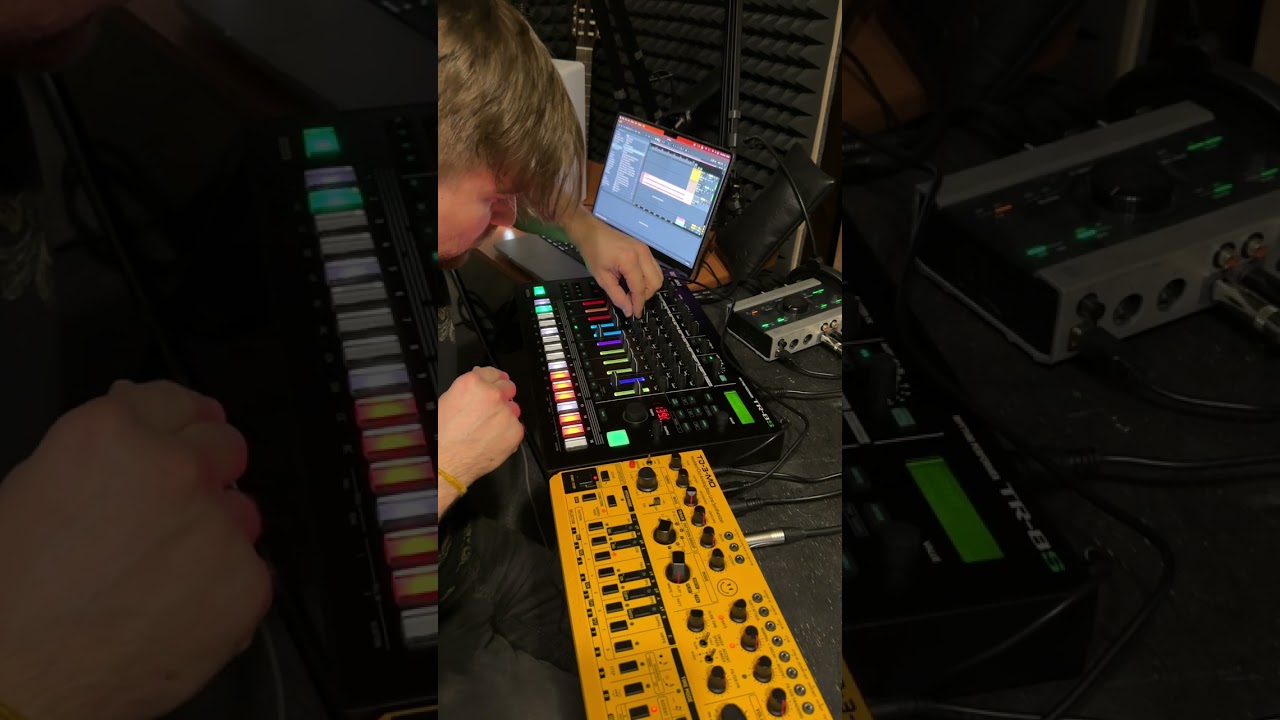 Roland TR-8S + Behringer TD-3-MO (First Jam)