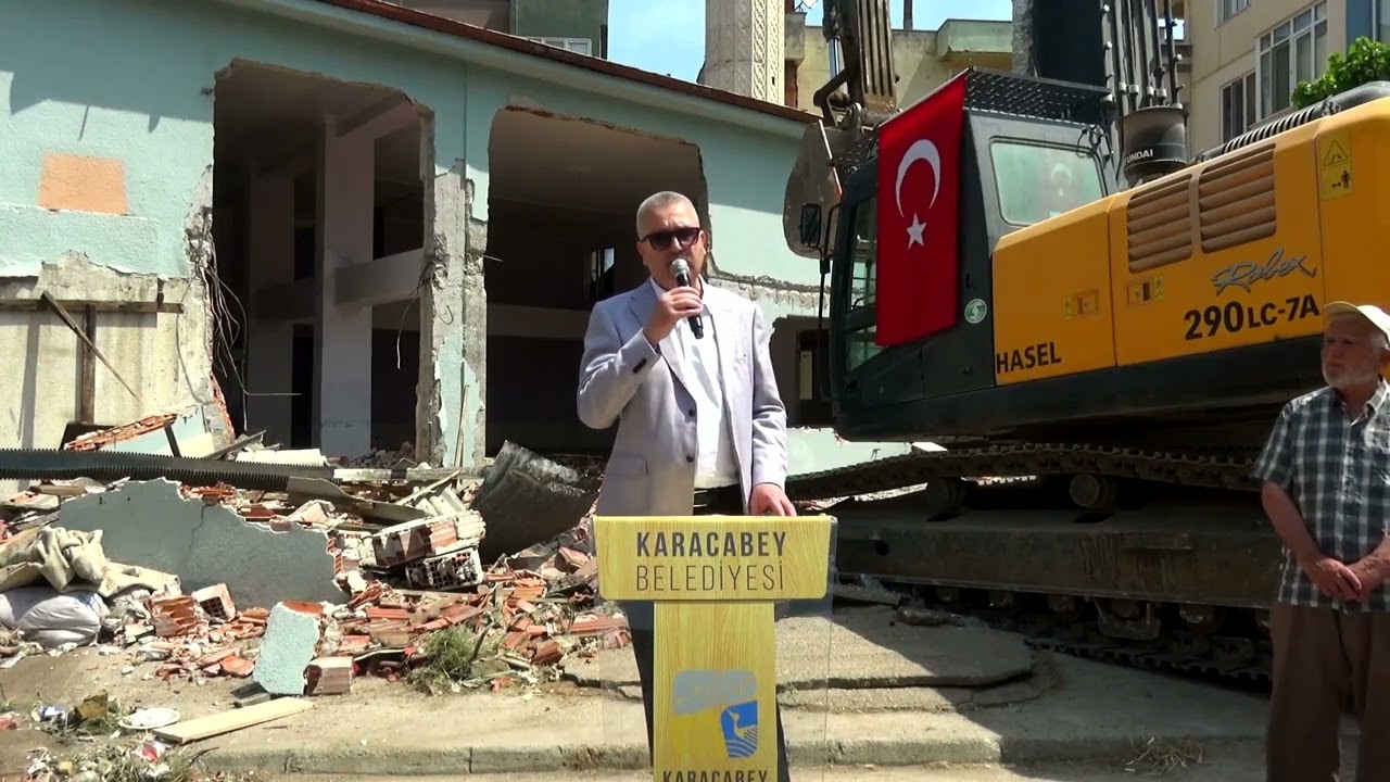 Karacabey Yeniköy Merkez Caminde dönüşüm başladı