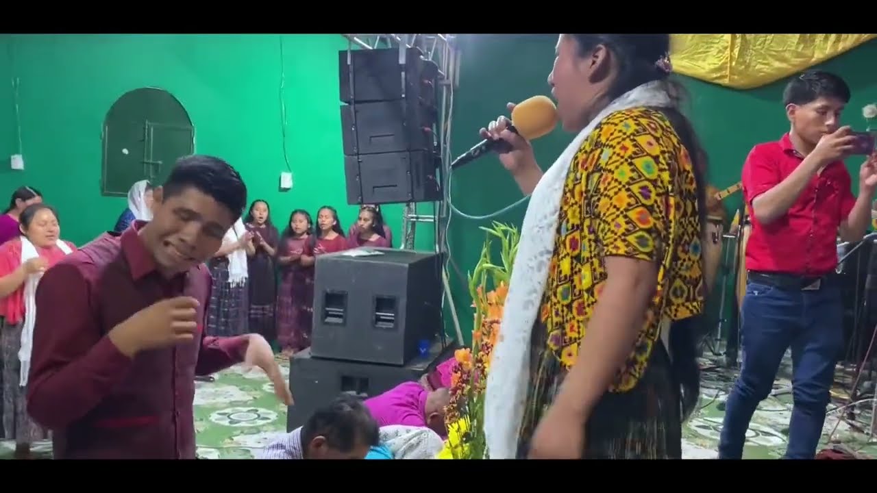 Coros//PASTORA ALICIA PÉREZ
