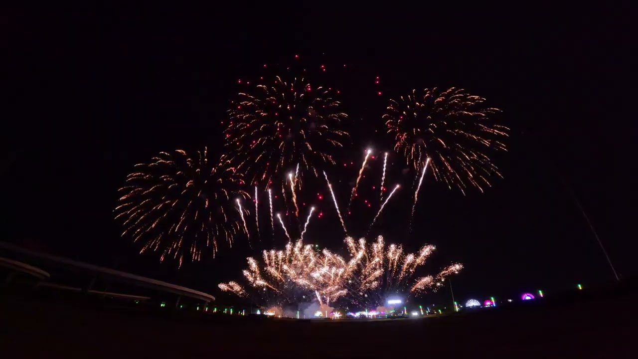 พลุเปิดงานประจำปีวัดไพร่ฟ้า ต.บางเดื่อ อ.เมือง จ.ปทุมธานี