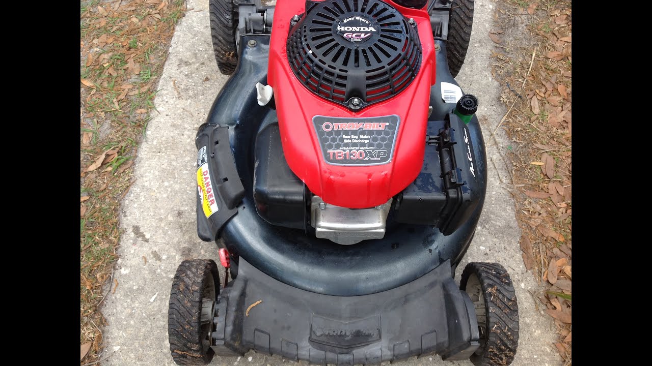 2016 Troy-Bilt TB130XP Lawn Mower with Honda GCV160 Engine.  Time to remove Carburetor and Clean.!!!
