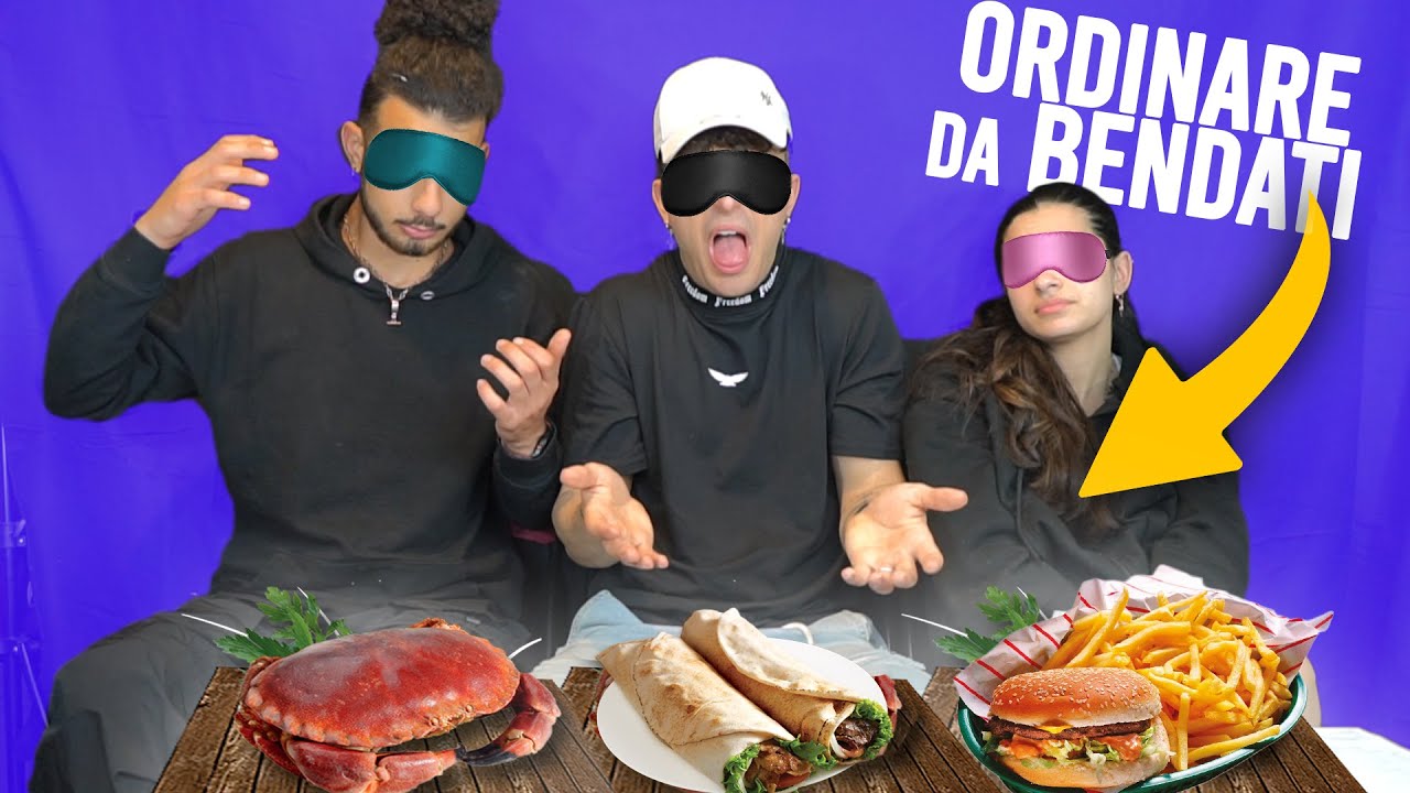 ORDINIAMO CIBO da BENDATI su JUST EAT !! CHALLENGE DISGUSTOSA con mio FRATELLO e la mia RAGAZZA !