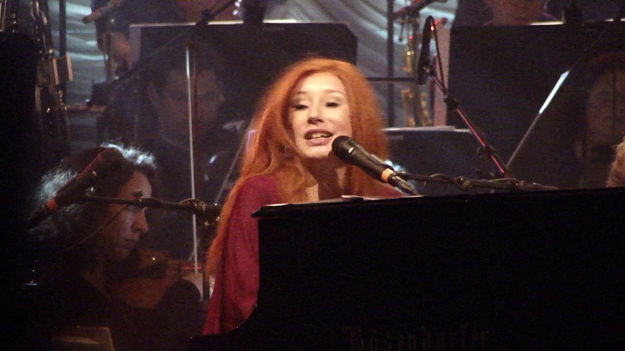Tori Amos   Jackie's strength   HMH Amsterdam 08 10 2010
