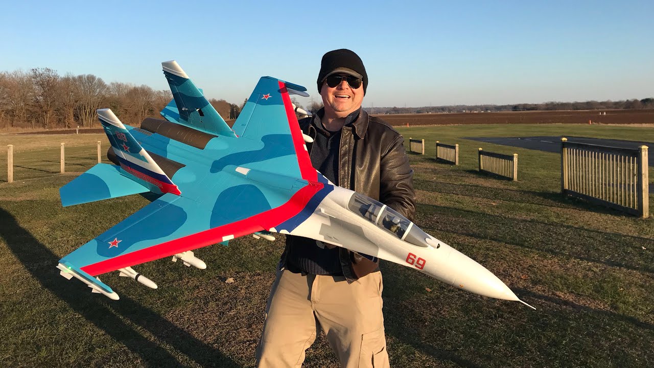 E-flite SU-30 Flight Review on 5000 and 7000 SMART Batteries