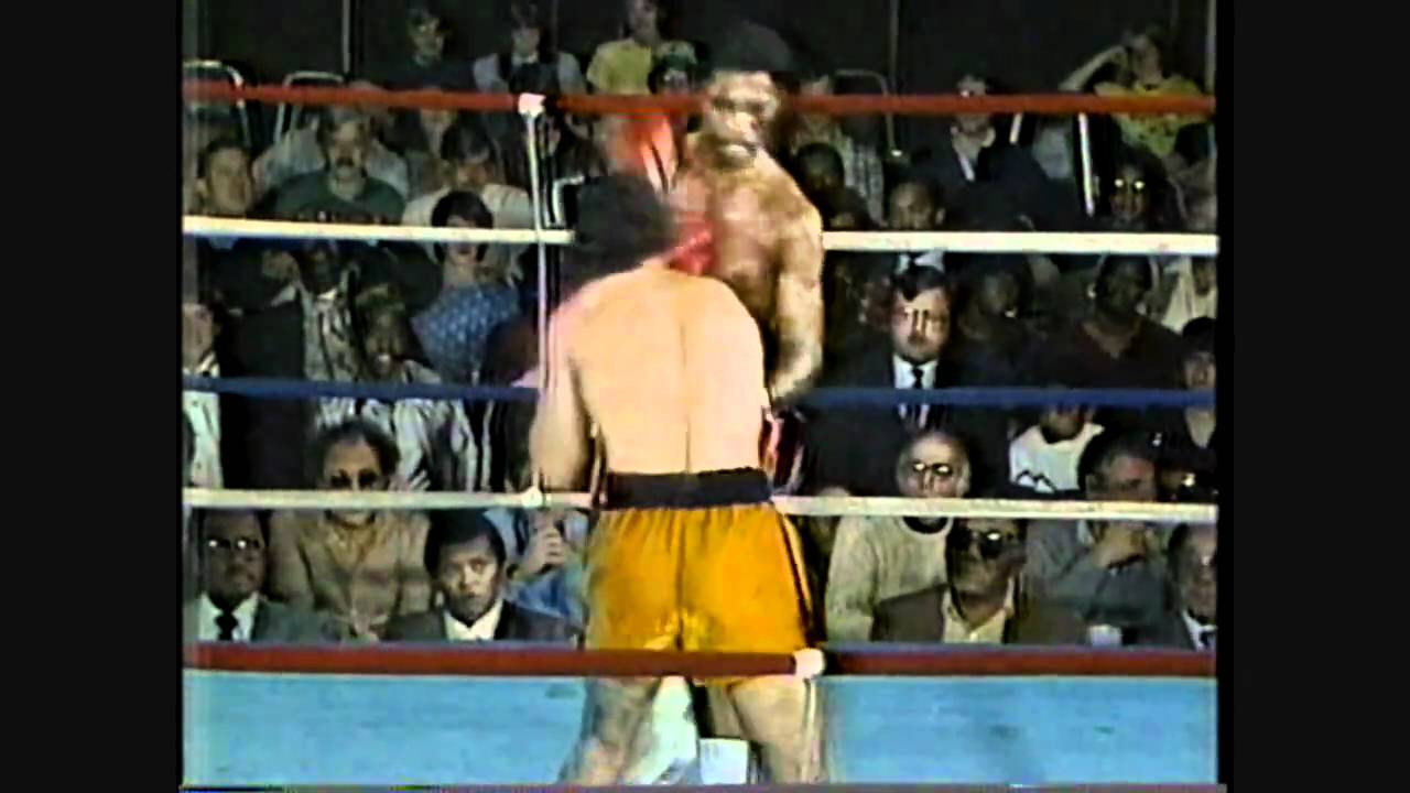 Roberto Elizondo Vs  Hilmer Kenty Rds 1 2 & Postfight
