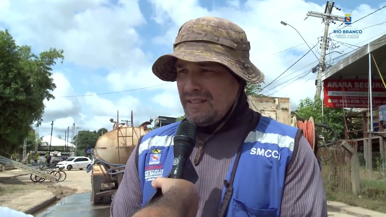 Prefeitura de Rio Branco intensifica limpeza após vazante do Rio Acre e atua nos bairros afetados