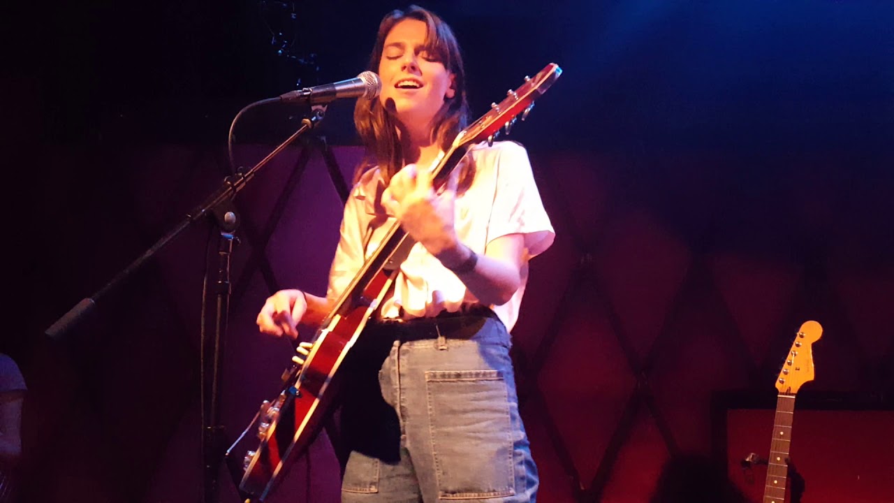 Total Eclipse Of The Heart - Cover by Angie McMahon, Rockwood Music Hall NYC 7/31/19