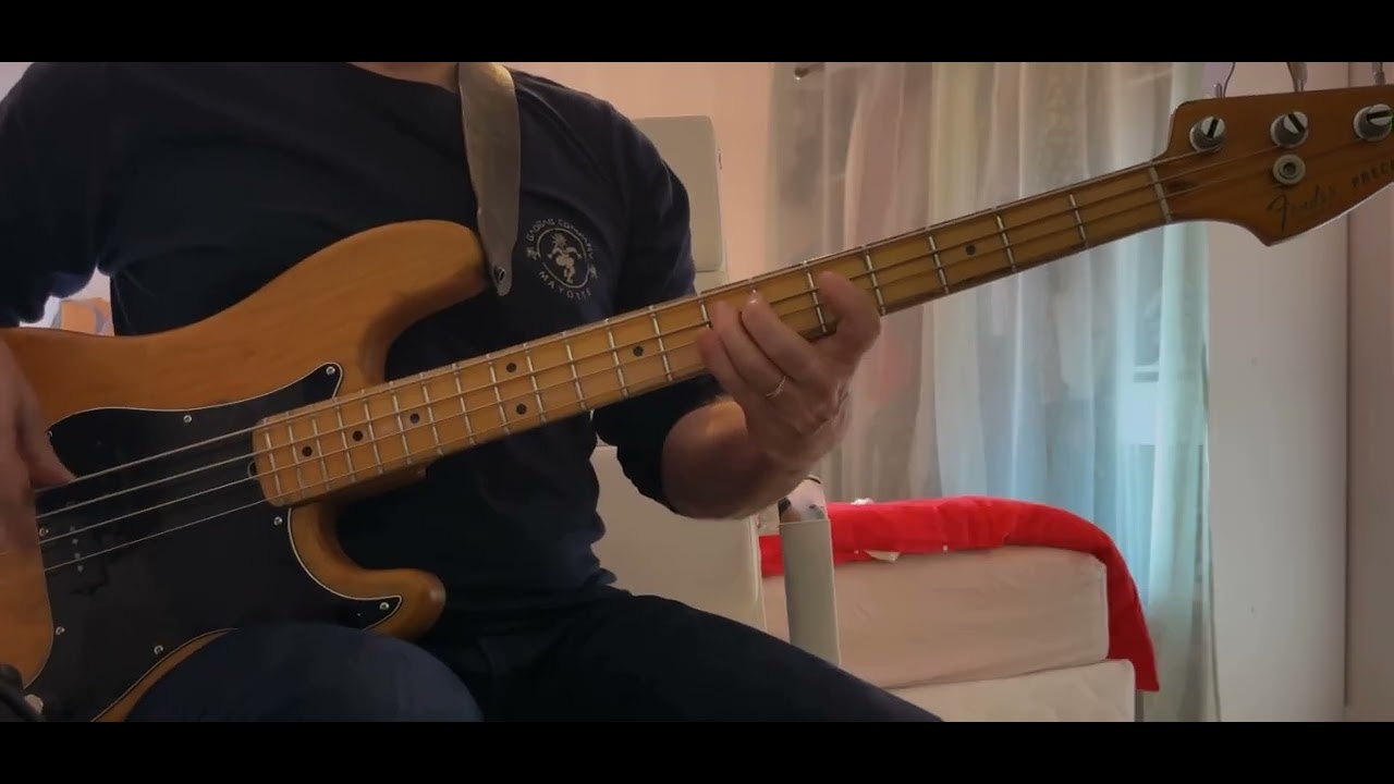 Bass cover Cake - I will survive