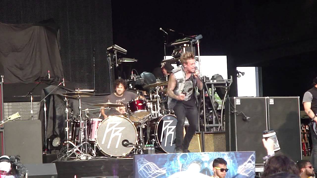Papa Roach 