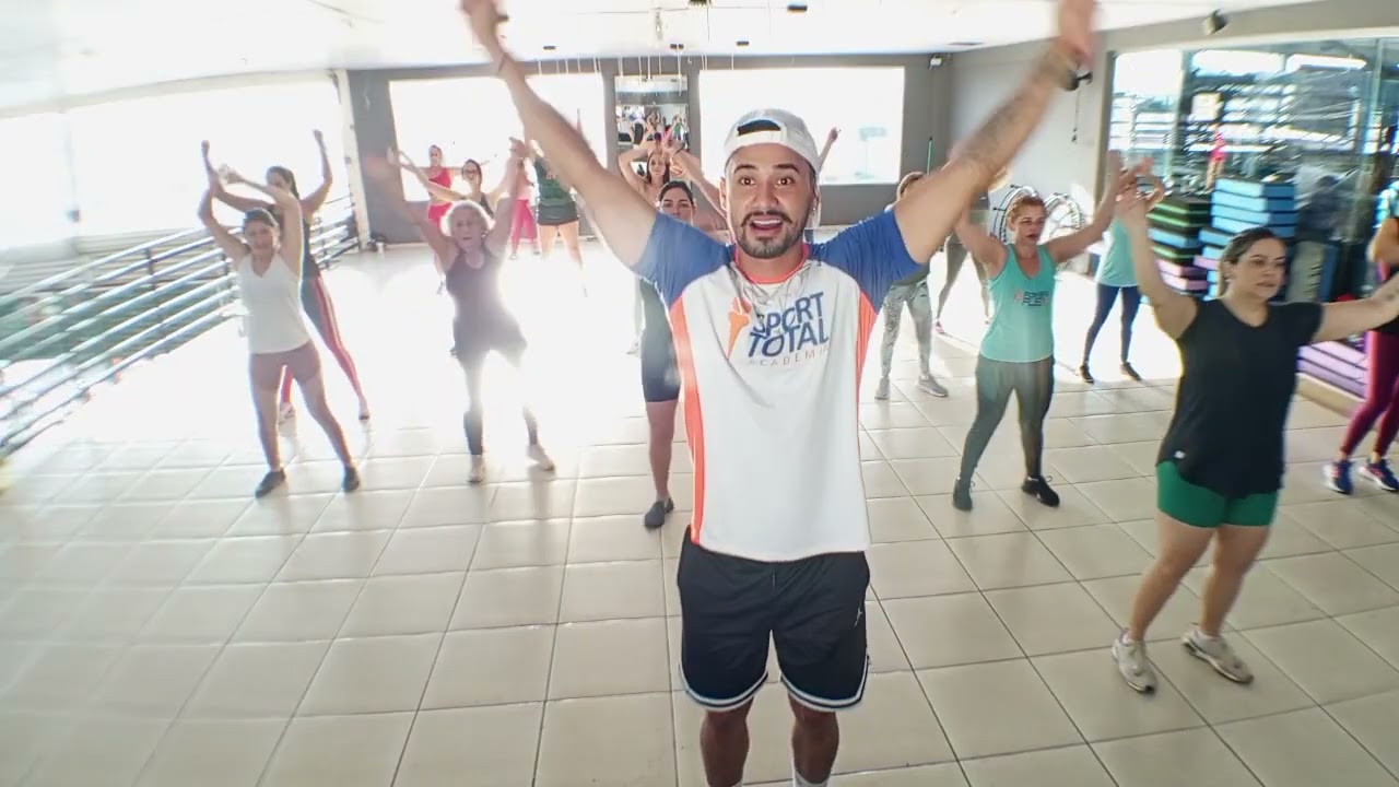 Aula de ritmo matutino 